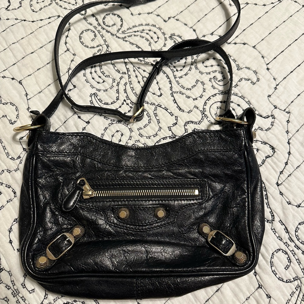 Balenciaga Crossbody 🥰🥰🥰